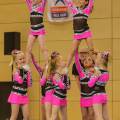 Optreden van Djalita Mini Stars, de Nederlands kampioen, in de catagorie mini's level 1 tijdens de DCA NK Cheerleading gehouden in de Landstede Sportcentrum op 14 juni 2015 in Zwolle.